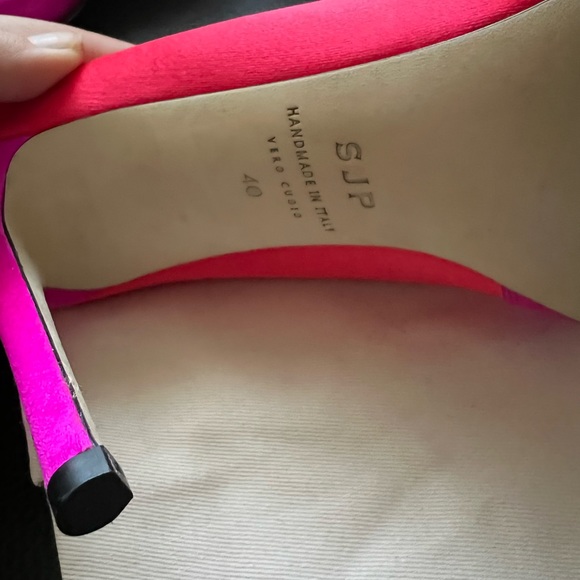 SJP by Sarah Jessica Parker Rampling in Fuschia / Candy - Picture 7 of 8